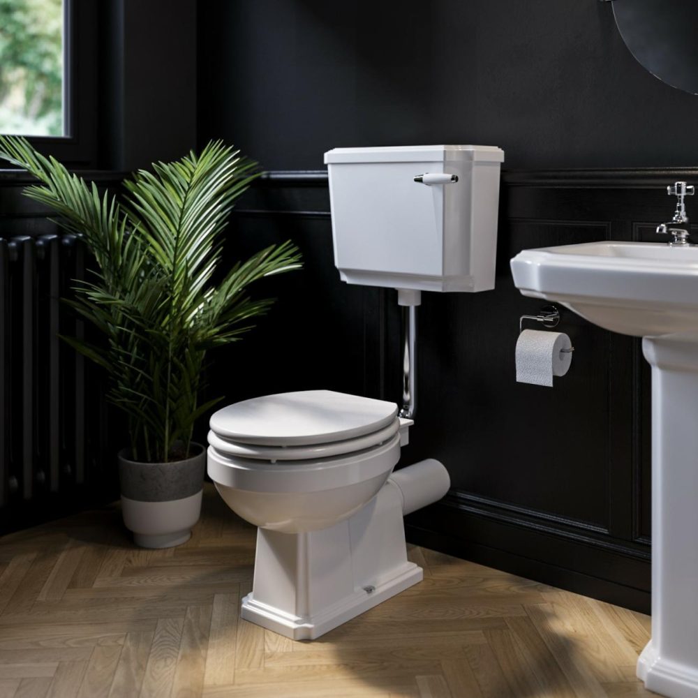 Close Coupled Traditional Low Level Toilet With Wooden Soft Close Seat – Park Royal Bathroom