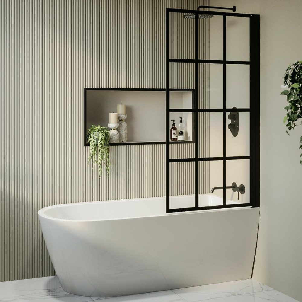 Freestanding Single Ended Right Hand Corner Shower Bath With Black Grid Bath Screen 1650 X 800Mm – Amaro Bathroom